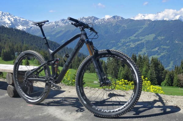 Trek Re:aktiv Thru shaft