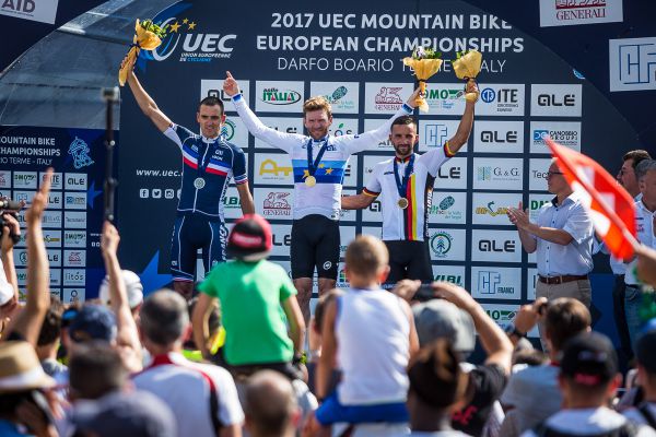 Trojice nejlepších mužů Elite