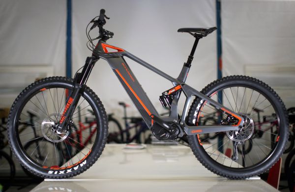 Mondraker 2018 - e-Crusher Carbon