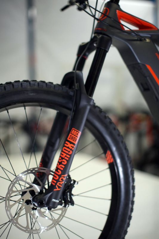 Mondraker 2018 - e-Crusher Carbon