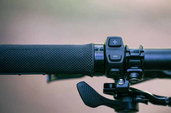 e-Specialized 2017 Levo & Kenevo