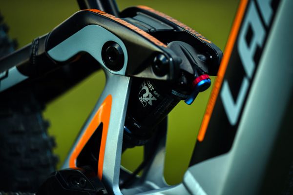 Lapierre Overvolt AM 2018