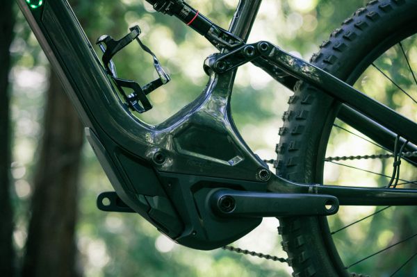 e-Specialized 2017 Levo & Kenevo