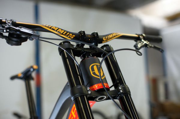 Mondraker 2018 - Summum