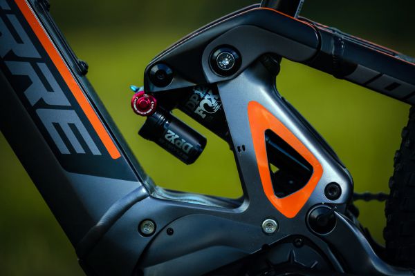 Lapierre Overvolt AM 2018