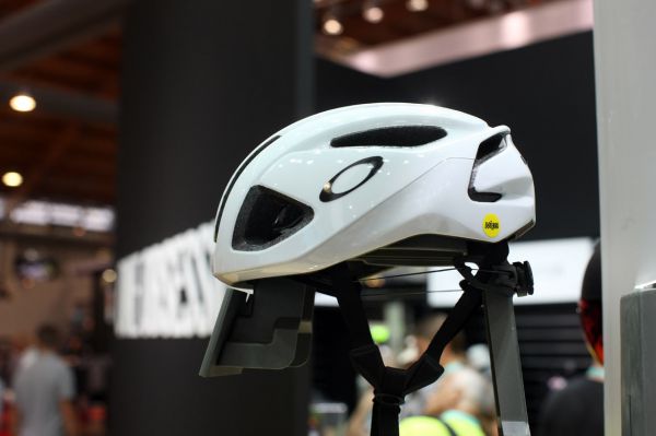 Oakley 2018 - Eurobike