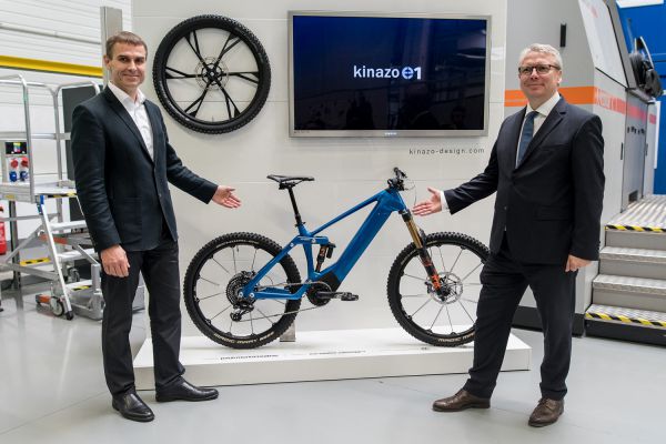 Kinazo e1 - představení ve Stupavské pobočce Volkswagen