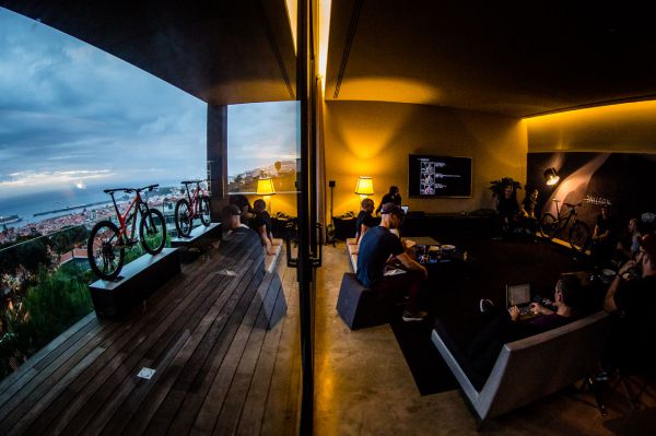 Představení Canyon Spectral 2018