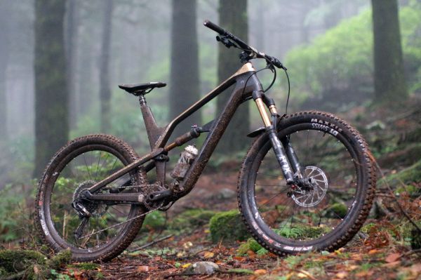 Představení Canyon Spectral 2018