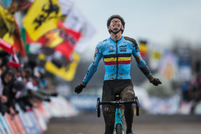 Radost stříbrného Michaela Vanthourenhouta