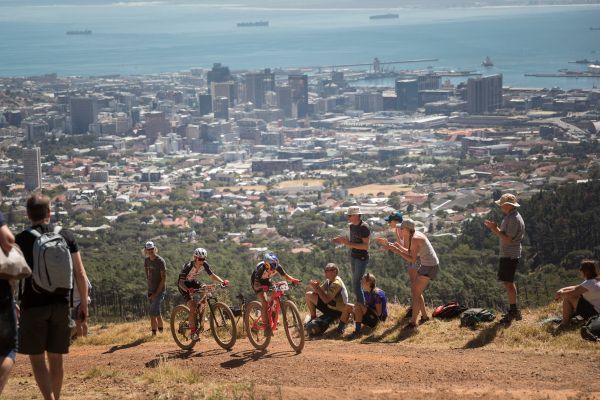 Kate a Annika si razí cestu za vítězstvím