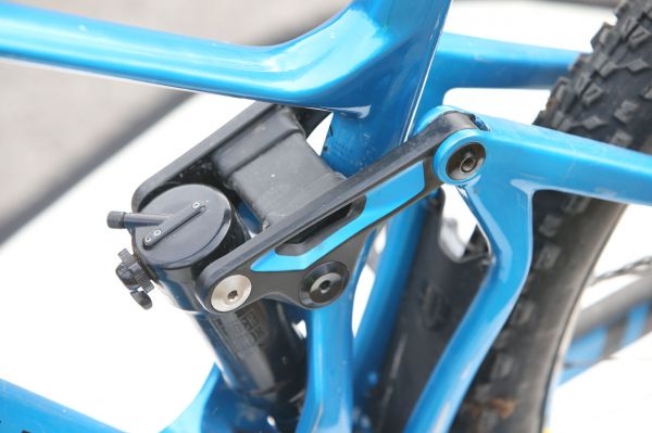 Mondraker Foxy Carbon R