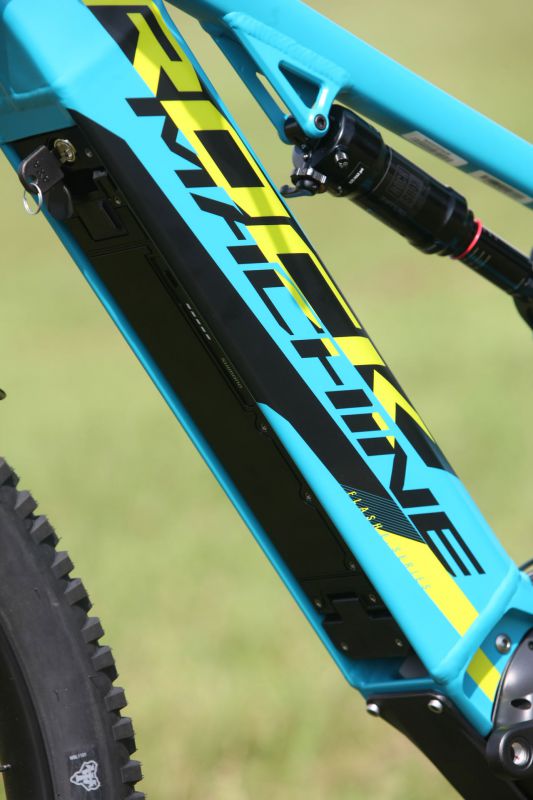 Rock Machine Blizzard INT e50