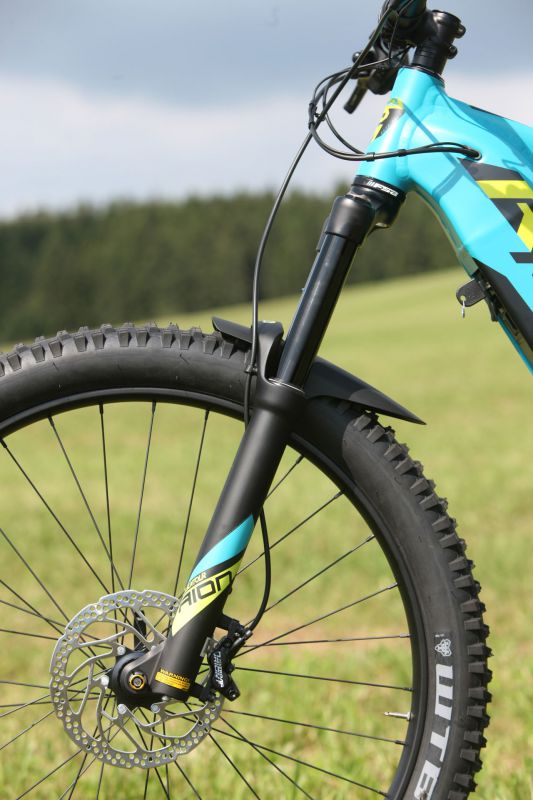 Rock Machine Blizzard INT e50