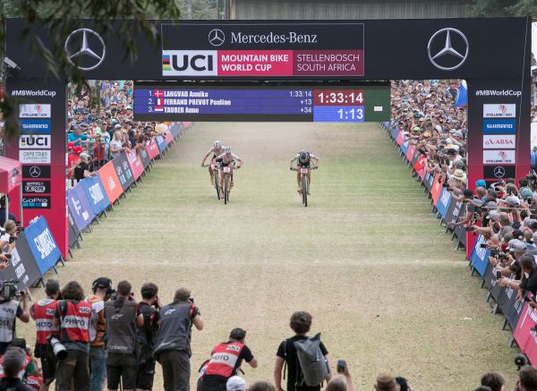 Takhle se sprintovalo o brambory...