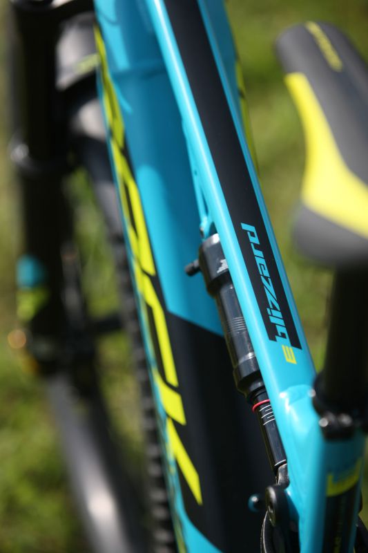 Rock Machine Blizzard INT e50