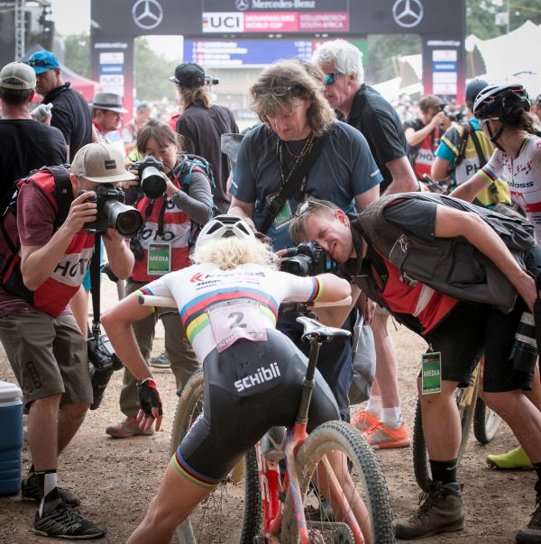 Jolanda Neff v cíli