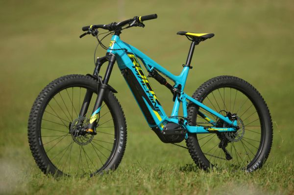 Rock Machine Blizzard INT e50