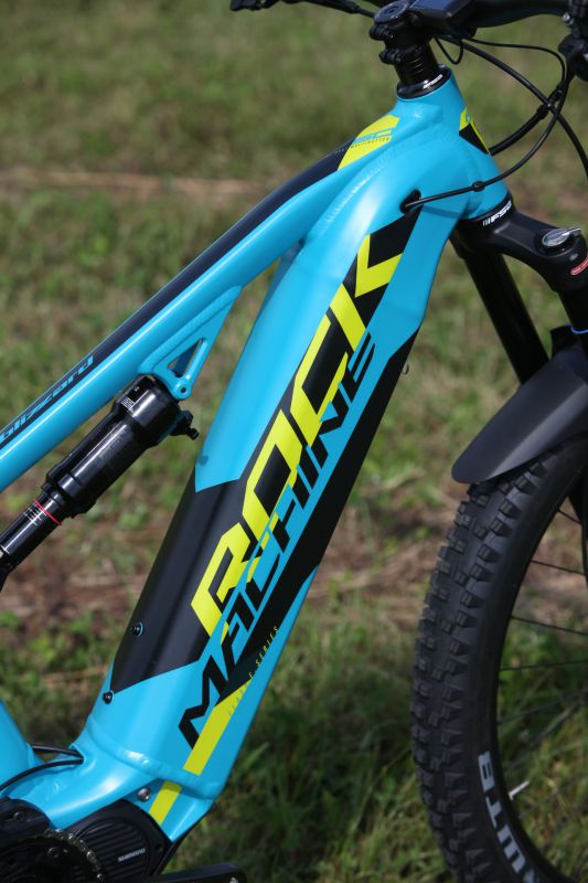 Rock Machine Blizzard INT e50