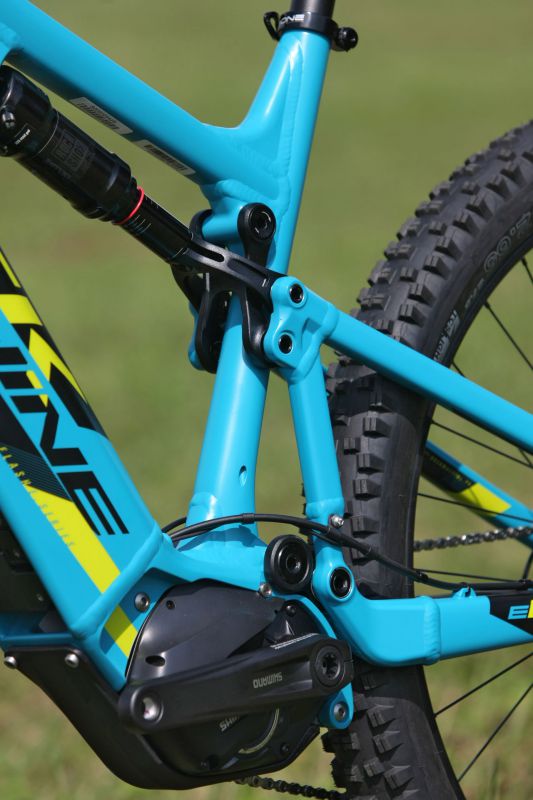 Rock Machine Blizzard INT e50