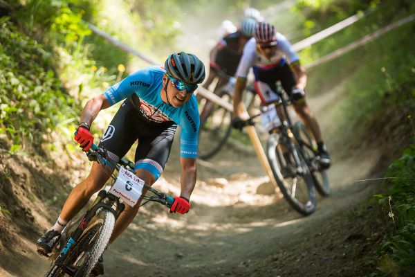 Ondřej Cink v čele závodu