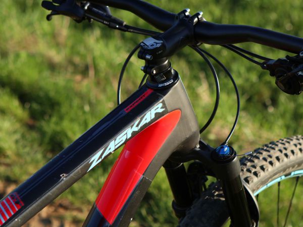 GT Zaskar 29 Carbon Expert