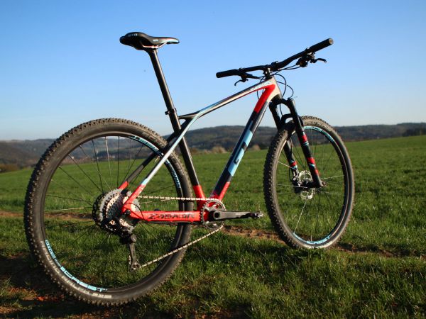 GT Zaskar 29 Carbon Expert