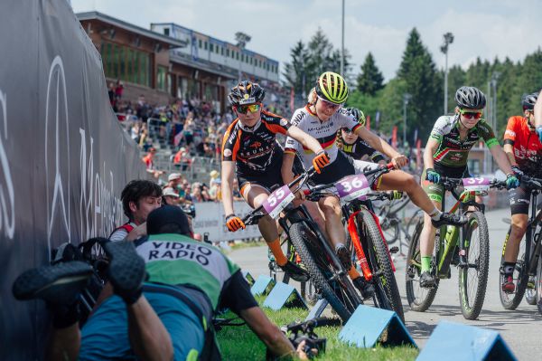 Půlvteřina před pádem....