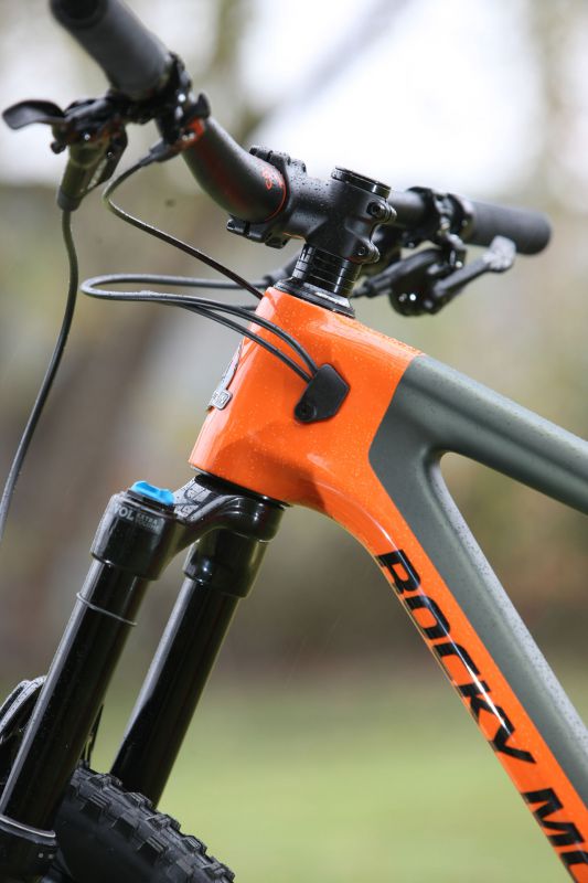 Rocky Mountain Instinct 70 Carbon