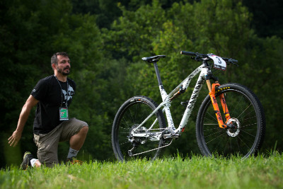 Germáno hypnotizuje nový bike MVDP