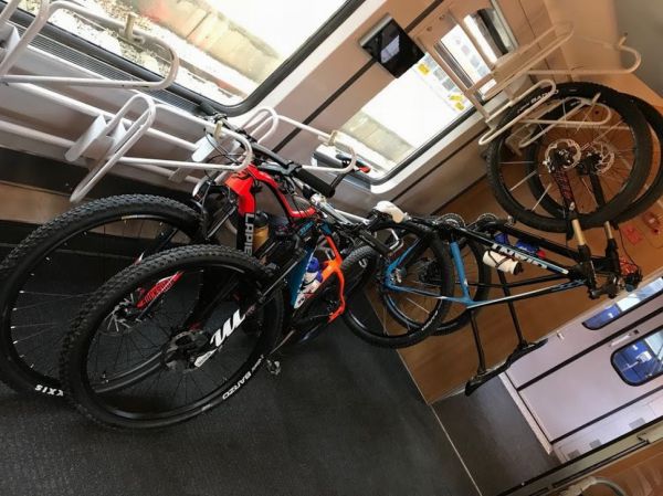 Stevens Devil Trail 2018 s krčí úplně vzadu