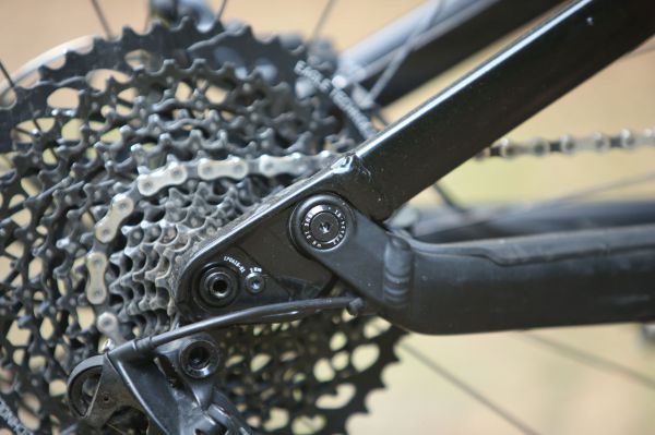 Canyon Torque CF 9.0