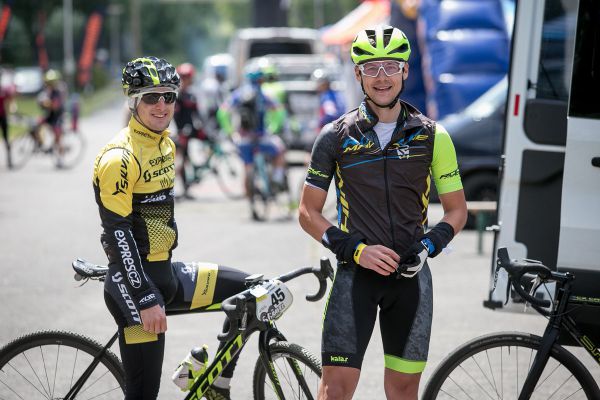 Tomáš Paprstka a Jirka Fikejz před závodem