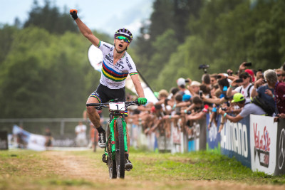 Nino Schurter znovu vítězí