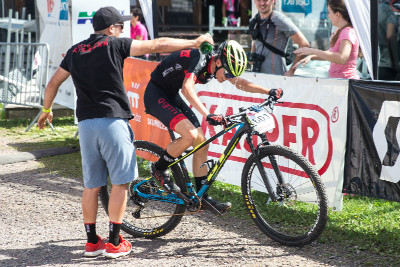 mistrovská sprcha pro Jana Zatloukala