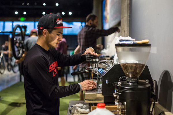 Santa Cruz factory - Bez kafe ani ránu