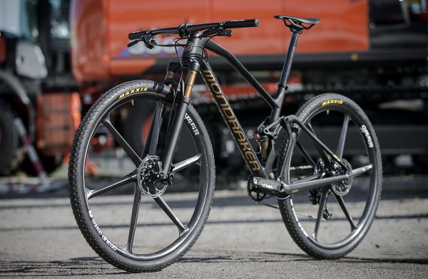 Mondraker 2019 - ultimátní stroj F-Podium RRSL má cenovku 350 tis
