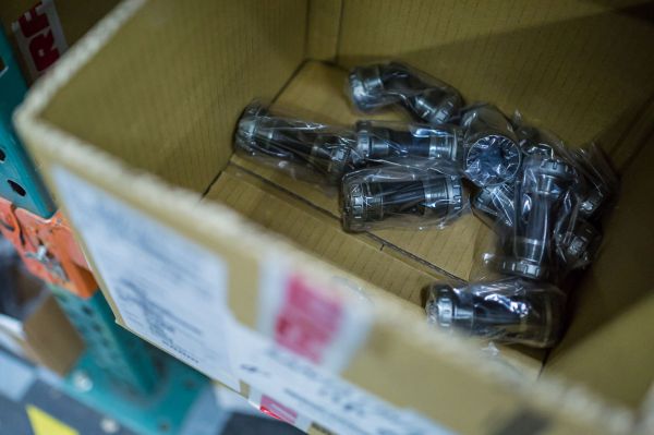 Santa Cruz factory - Zásoby se smršťují