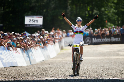 Jolanda Neff vítězí