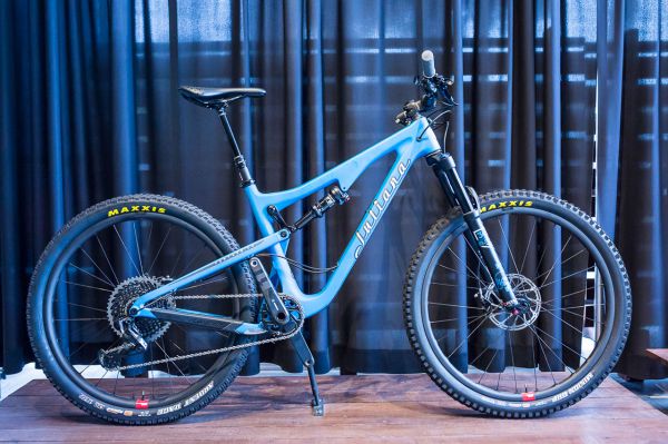 Santa Cruz factory - Slečna Juliana I.