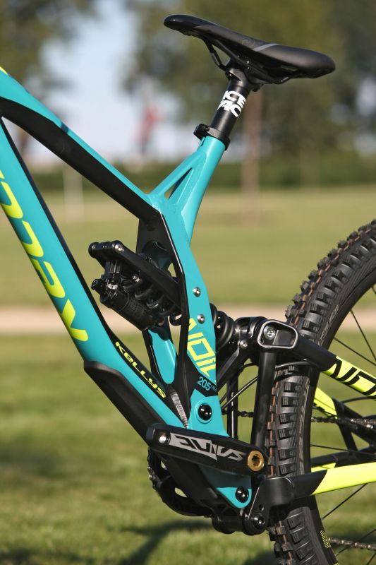 Kellys Noid 90 27,5"