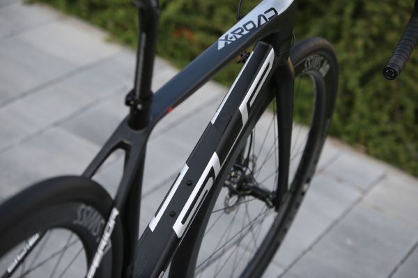 Superior X-Road Team Issue R