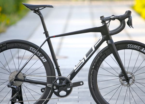 Superior X-Road Team Issue R