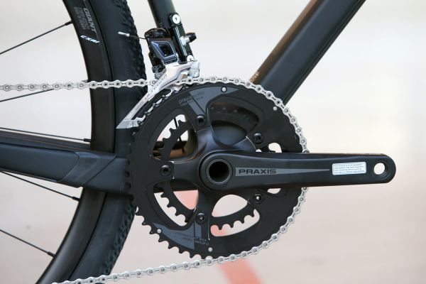 Giant Revolt Advanced 0