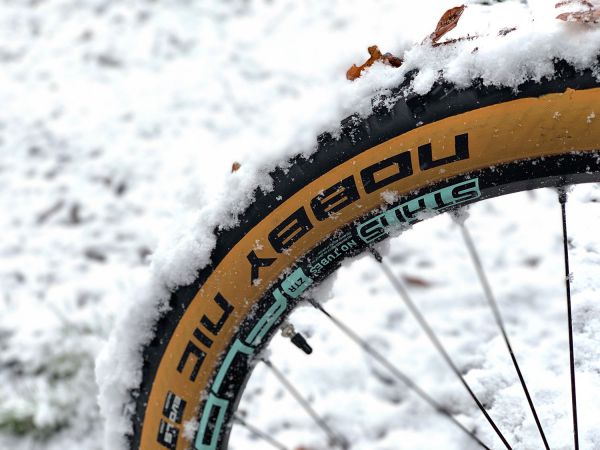 GT Sensor Carbon Expert