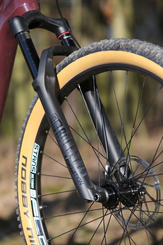 GT Sensor Carbon Expert