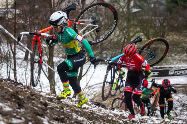Pavla Havlíková od startu na čele závodu žen