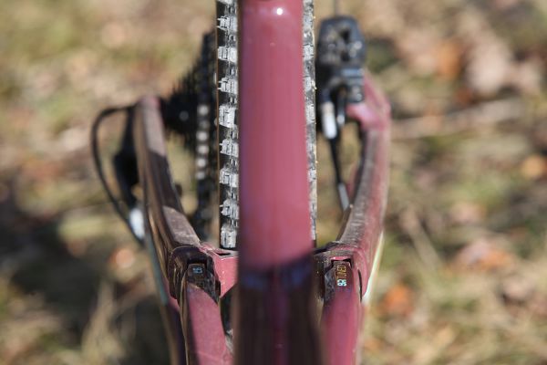 GT Sensor Carbon Expert