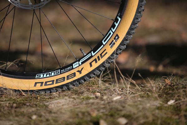 GT Sensor Carbon Expert