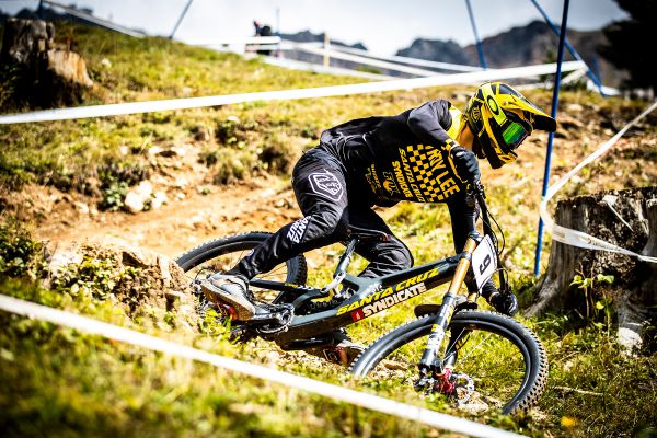 Santa Cruz V10 - 2019